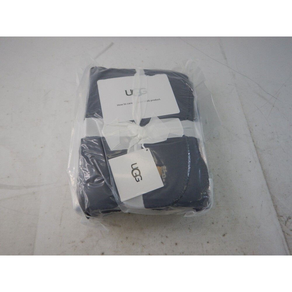 UGG 11063 - Whitecap, Lightweight Plush Throw Blanket
